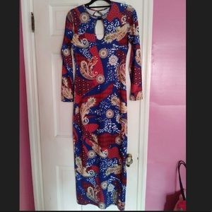 Beautiful Maxi Dress with Oriental Print 😍